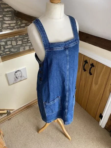Fat Face Denim Short Dungaree Pinafore Dress UK 12 Blue Pockets Side Buttons - Picture 2 of 5